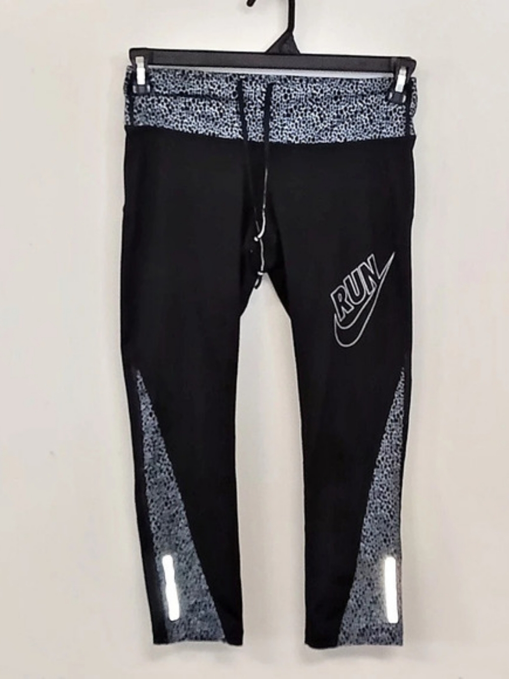 Nike Dri-FIT Run Animal Print Cropped Black & Gray Active wear Leggings Small